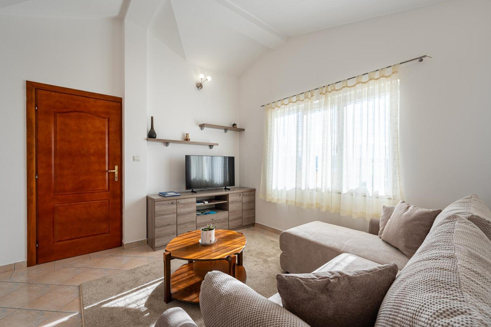 Vladivostok Apartments 티바트 외부 사진